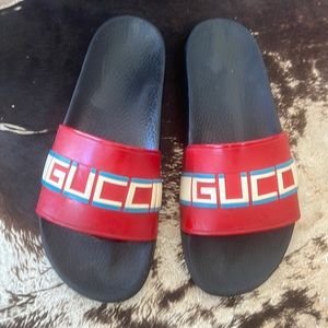 Authentic Gucci slippers size 8